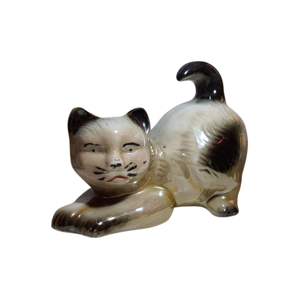 Ceramic Lying / Pouncing Cat
